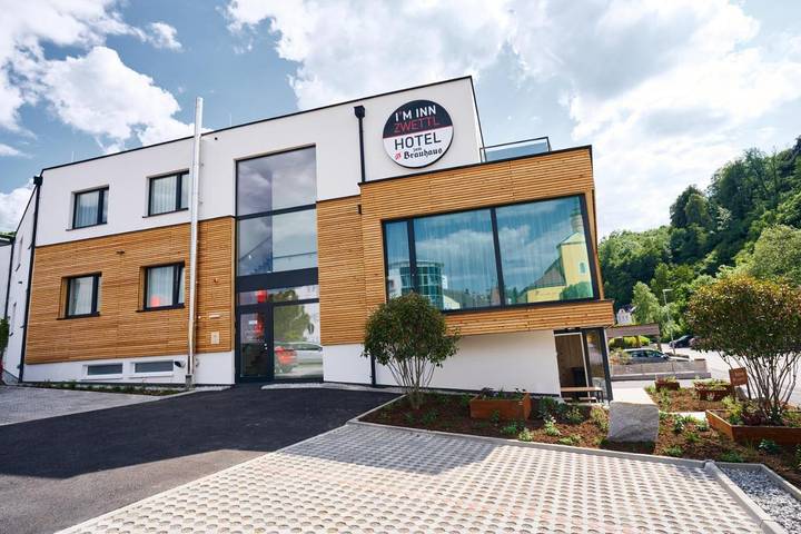Hotel für 2 Personen, mit Terrasse und Ausblick, mit Haustier - 1