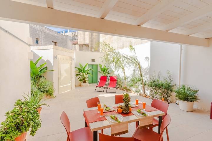 Ferienwohnung für 6 Personen, mit Terrasse und Garten - 1