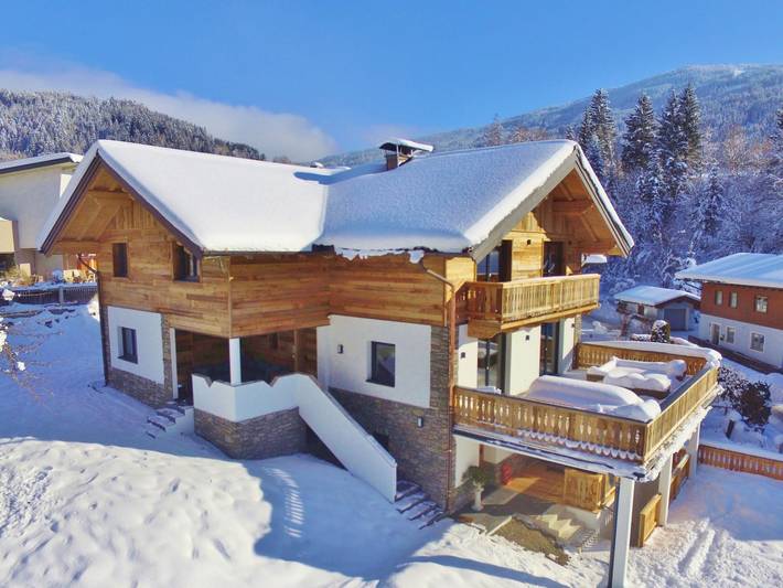 Chalet voor 12 personen, with Balkon and Whirlpool as well as Tuin in Wagrain