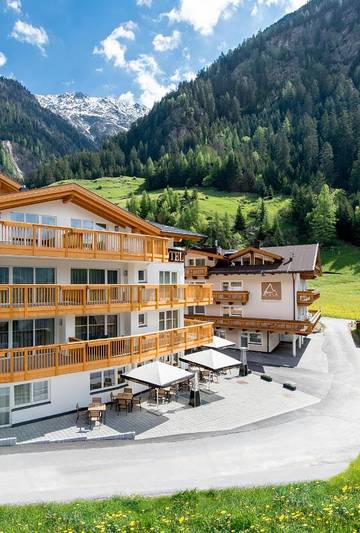 Ferienwohnung für 3 Personen, mit Sauna und Balkon sowie Pool in Sölden (Österreich)