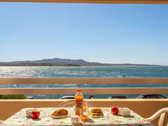 Ferienwohnung für 4 Personen, mit Terrasse in Sanary-sur-Mer