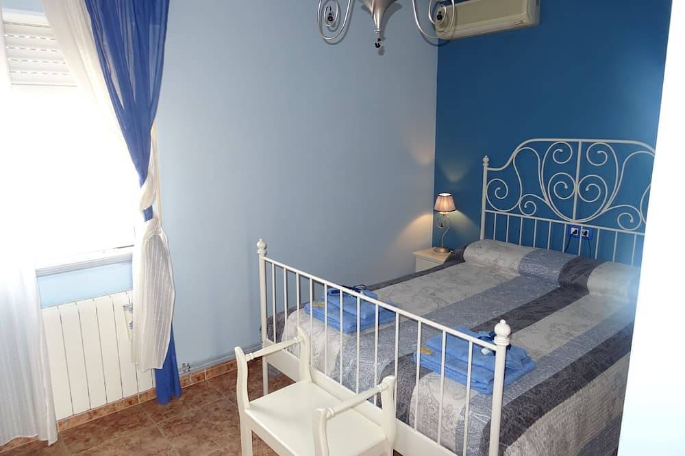 Villa Mirador de los Balcones avec terrasse, barbecue et piscine communautaire in Los Balcones, Torrevieja