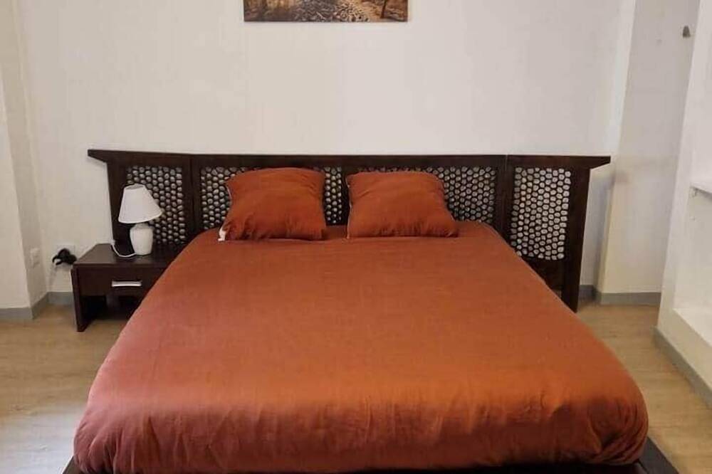 Entire apartment, La Casa Triplex\" accommodation in Gray, Haute-Saône