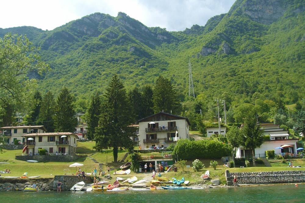 Ganze Wohnung, In erster Reihe zum See für 5 Personen in Idro, Gardasee-Berge