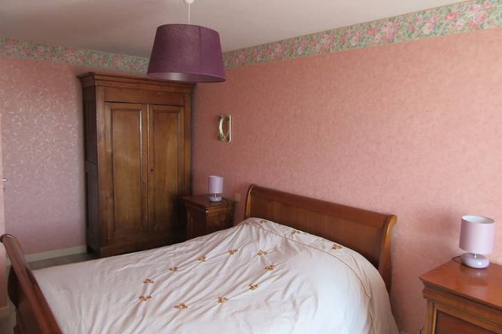 Family house near the sea port and shops with sea view in Paimpol, Côte de Goëlo