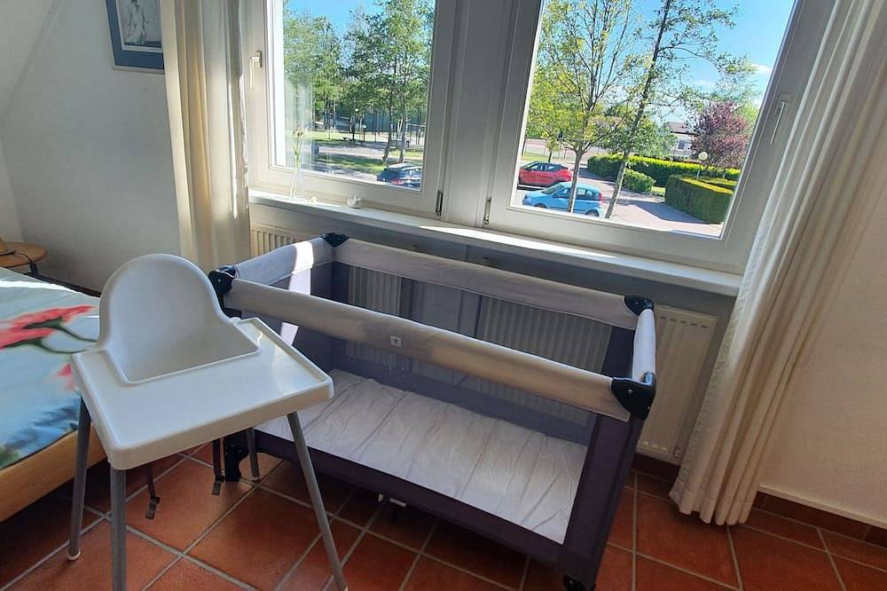 Exklusives Ferienhaus großer attraktiver Garten am Wasser, gratis motorboot! in Medemblik, Ijsselmeer