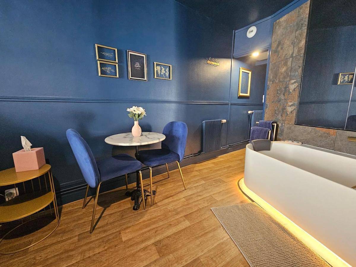 Appartement entier, One-Bedroom Apartment in Ablon-sur-Seine, Val-de-Marne