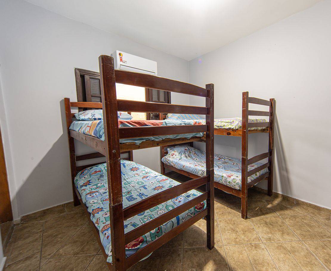 Vakantiehuis voor 15 personen met balkon in Praia Indaiá, Bertioga