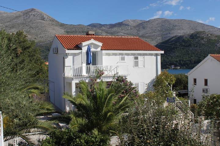 Ganze Wohnung, Studio Appartement am Strand Slano, Dubrovnik -b in Slano, Dubrovnik-Neretva