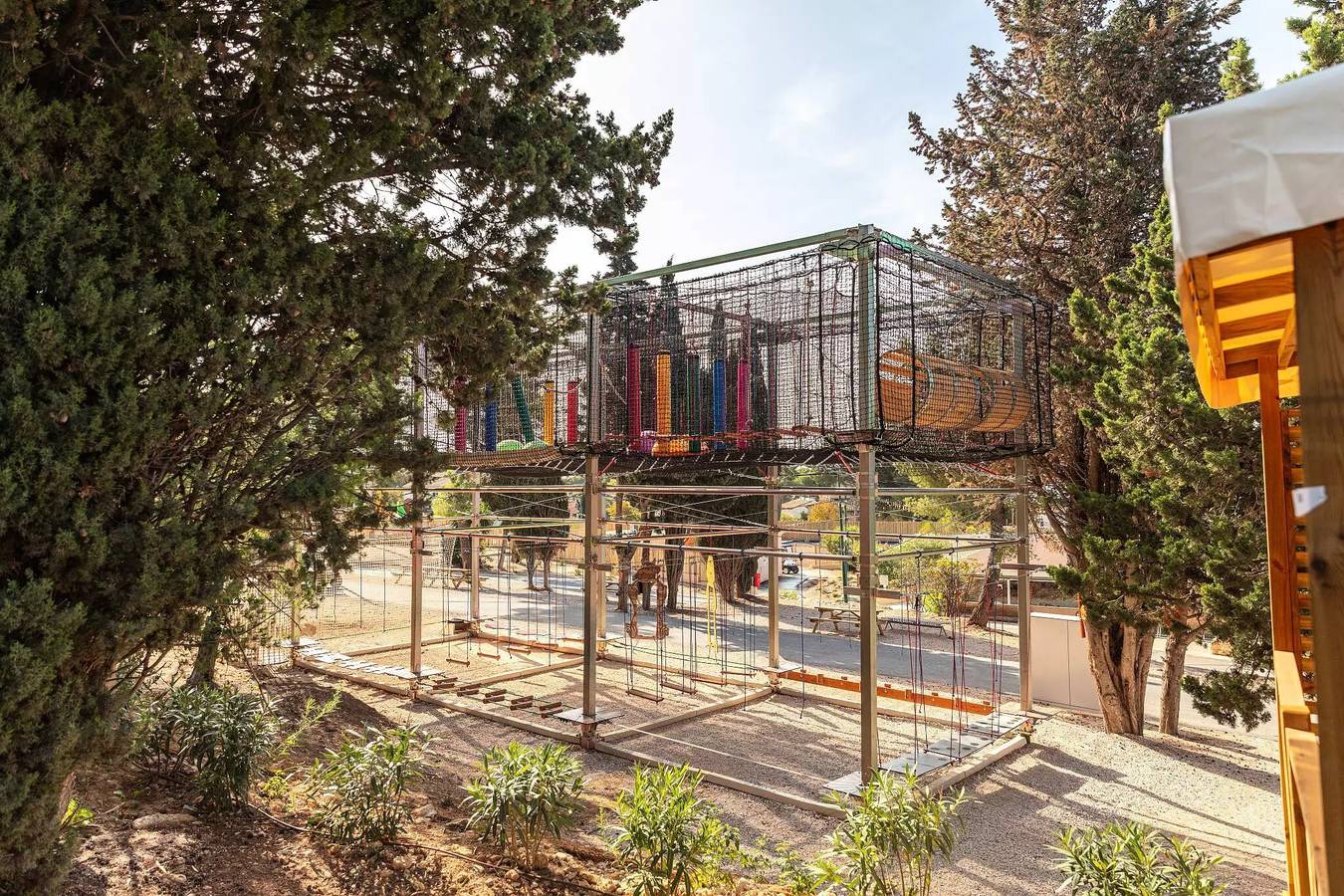 Mobil-home | Ultimate | 3 Ch. | 6/8 pers. | Terrasse surélevée | A/C | Tv in Carry-le-Rouet, Région d'Istres