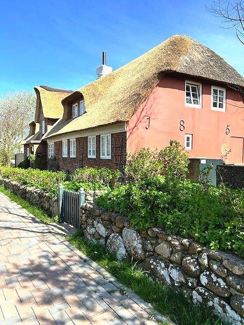Ferienwohnung für 2 Personen, mit Terrasse und Garten in Utersum - 2