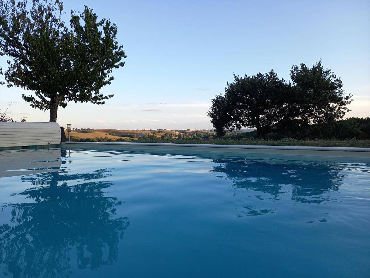 Double Room with Private Bathroom in Grazac (Tarn), Région d'Albi