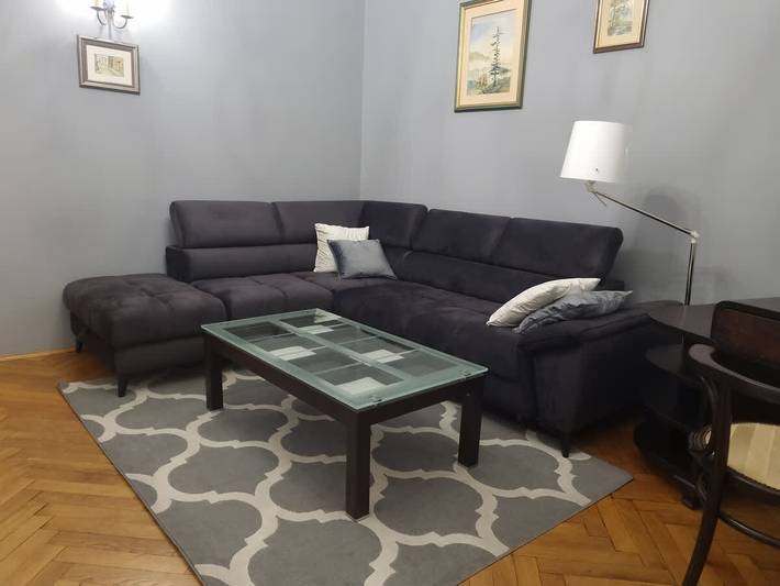 Appartement entier, Spacious Apartment in the Old Town | 1 min to the Castle in Varsovie Śródmieście, Varsovie