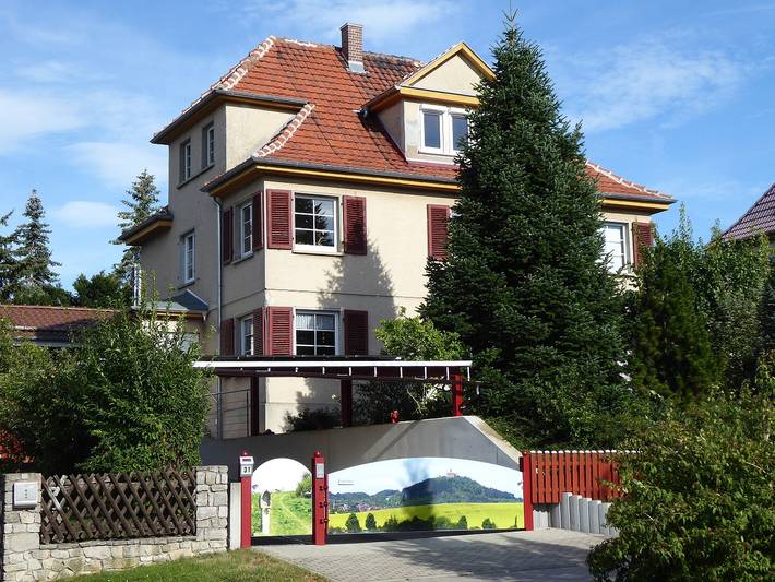 Ganze Ferienwohnung, Ferienwohnung zum Riesenlöffel - Fw mit 2 Schlafz.,Wohnz.,Küche,Bad mit Dusche+Wc,1.Etage,66m² in Arnstadt, Thüringer Kernland
