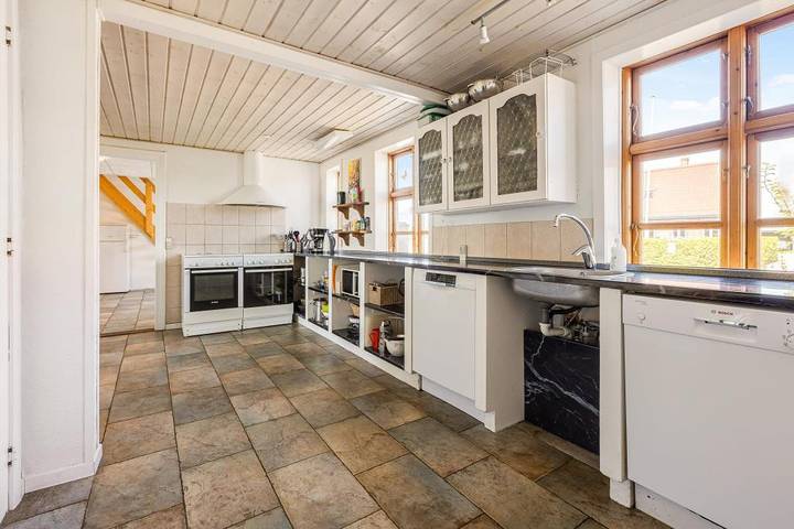 Ferienhaus für 24 Personen, mit Balkon/Terrasse und Whirlpool sowie Terrasse und Garten in Højer - 4