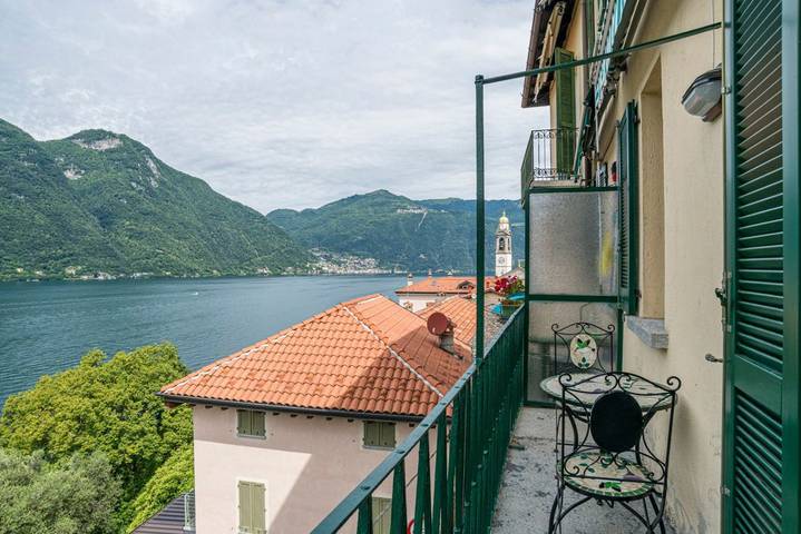 Gîte pour 3 personnes, avec Balcon/Terrasse et Vue sur le lac dans Nesso