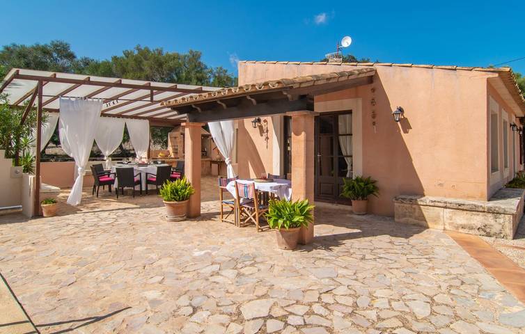 Apartamento moderno con terraza, piscina y aire acondicionado in Artà, Mallorca Este