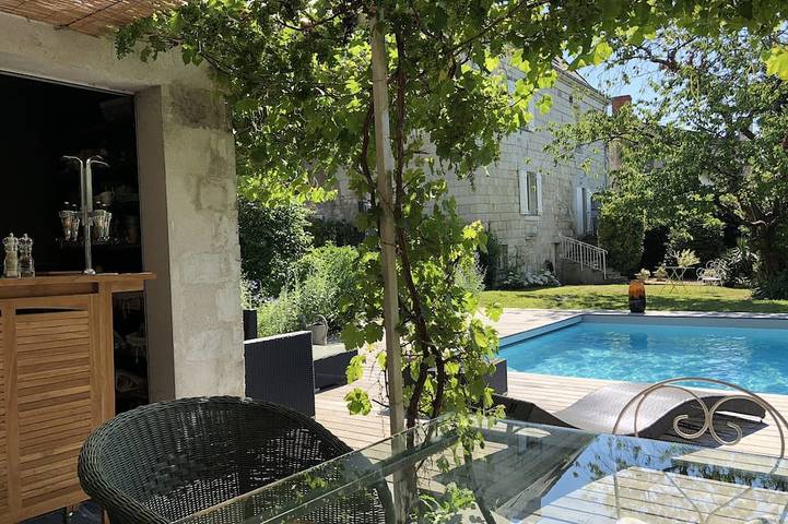 Gîte pour 8 personnes, avec jardin, animaux acceptés à La Daguenière