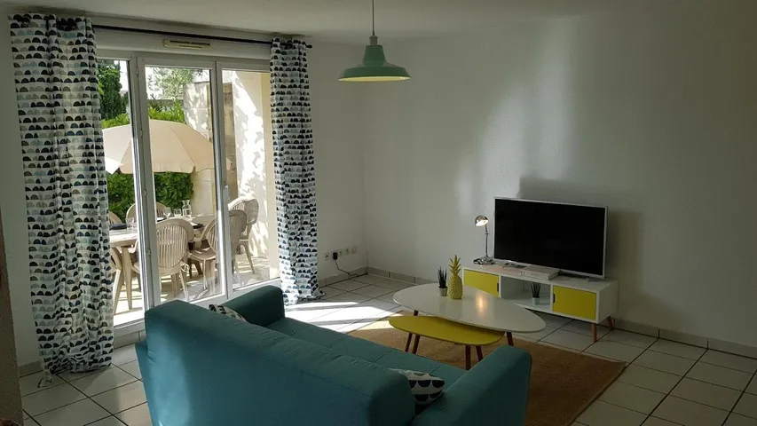 Ferienwohnung für 5 Personen, mit Garten und Terrasse sowie Pool, mit Haustier - 1