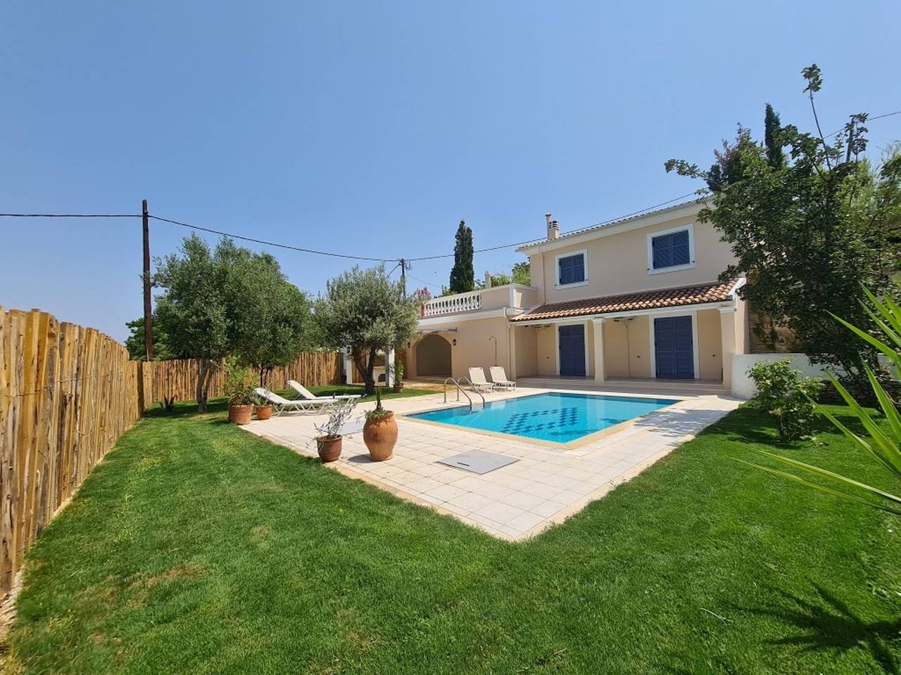 Villa für 5 Personen mit Garten in Agios Georgios, Korfu