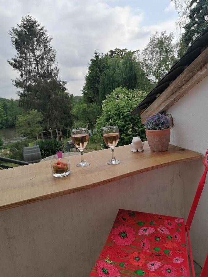 Location de vacances pour 5 personnes, avec vue ainsi que balcon et jardin à Durtal - 2