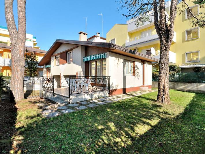 Ferienhaus für 5 Personen, mit Terrasse und Garten