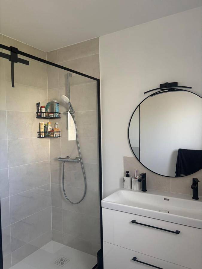 Gîte pour 2 personnes, avec jardin à Étival-lès-le-Mans - 3