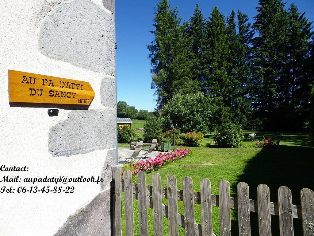 Chambres d'hôtes Au Pa d'Atyi du Sancy - La banne in Saint-Sauves-d'Auvergne, Parc naturel régional des Volcans d'Auvergne