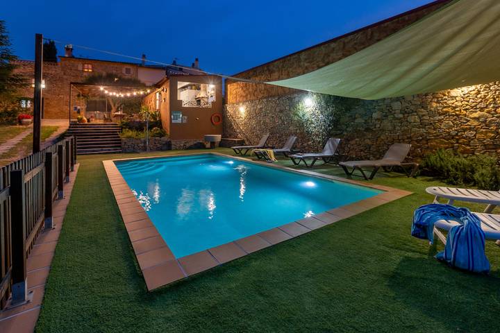 Casa rural para 9 personas, con jardín en Fonteta