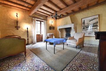 Location de vacances pour 10 personnes, avec terrasse à Meynes