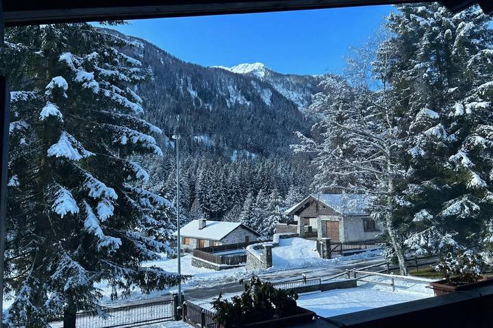 Chalet Soleada with Fireplace and Terrace for 5 in Mesocco, Valle Calanca