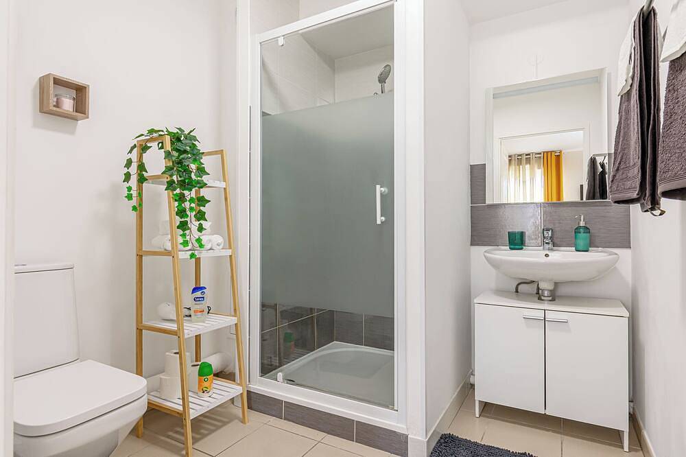 Ganze Wohnung, Cosyhome - Bright Studio Fully Equipped 10 min from Cdg and 20 min from Paris in Aulnay-sous-Bois, Seine-Saint-Denis