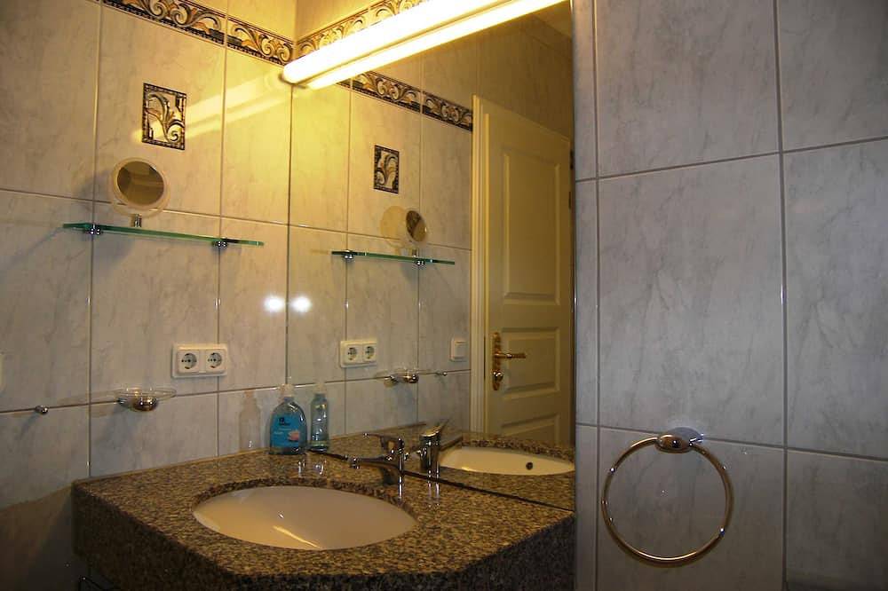 Villa Vineta Whg. 19 - Villa Vineta direkt am Strand in Bansin, Heringsdorf