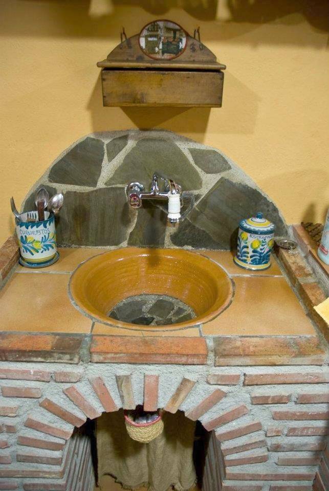 Gîte pour 2 personnes, avec Terrasse et Jardin ainsi que Piscine et Vue à La Zubia - 2