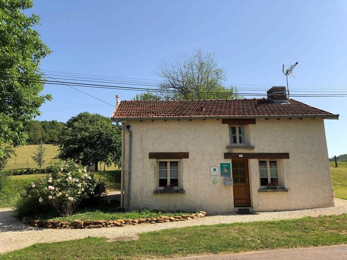 Gîte pour 4 personnes, avec Terrasse ainsi que Jardin et Vue