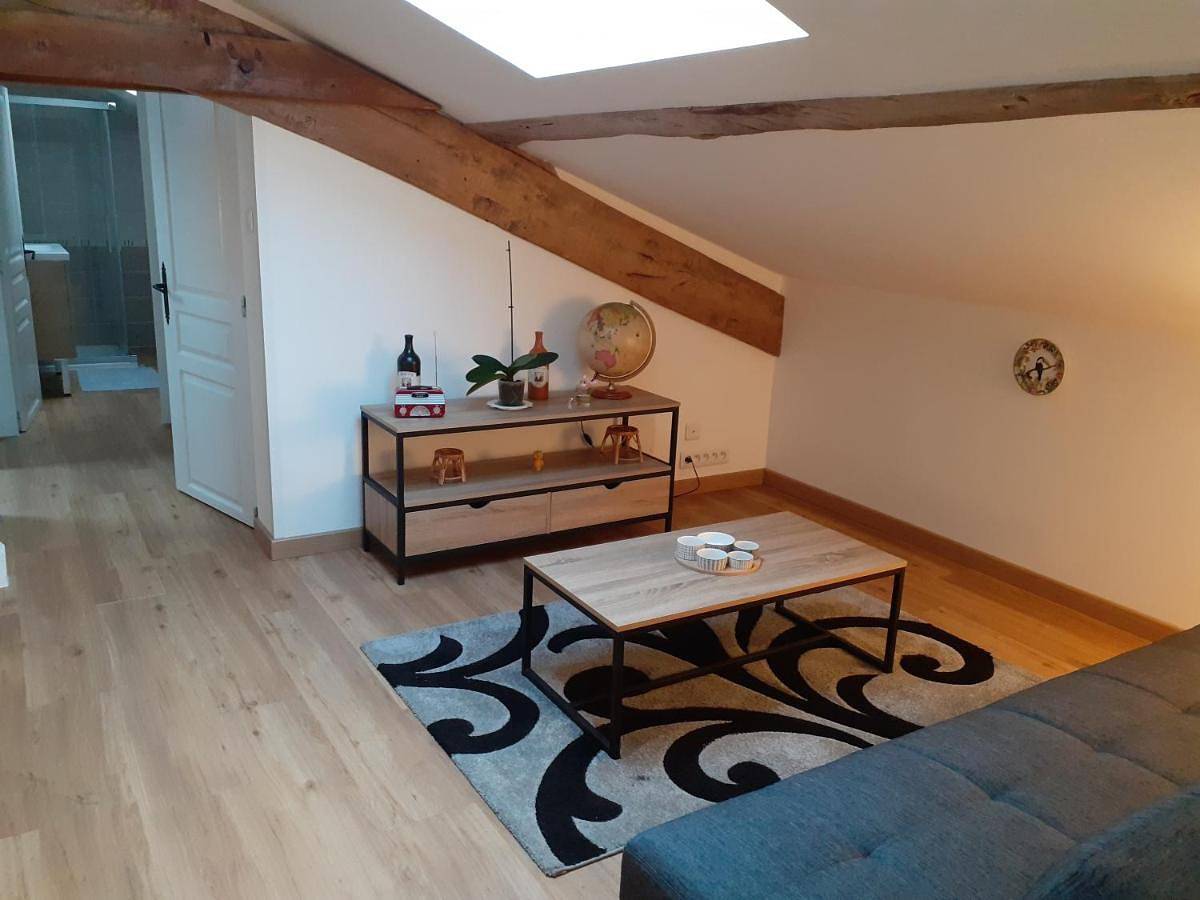 Appartement entier, One-Bedroom Apartment in Gragnague, Toulouse et ses environs