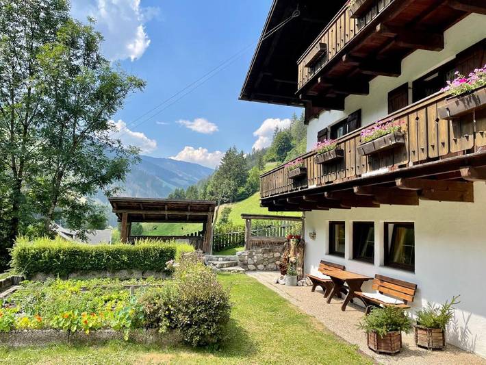 Hütte für 3 Personen, mit Garten und Terrasse in Alta Badia