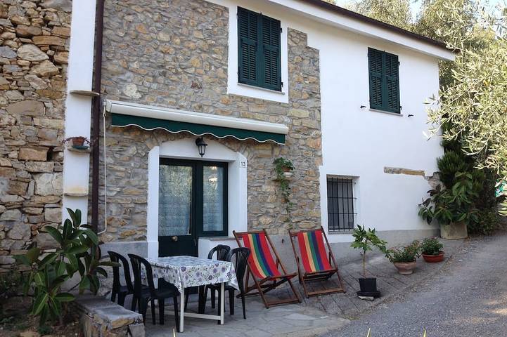 Agriturismo für 8 Personen, mit Garten in Ligurien