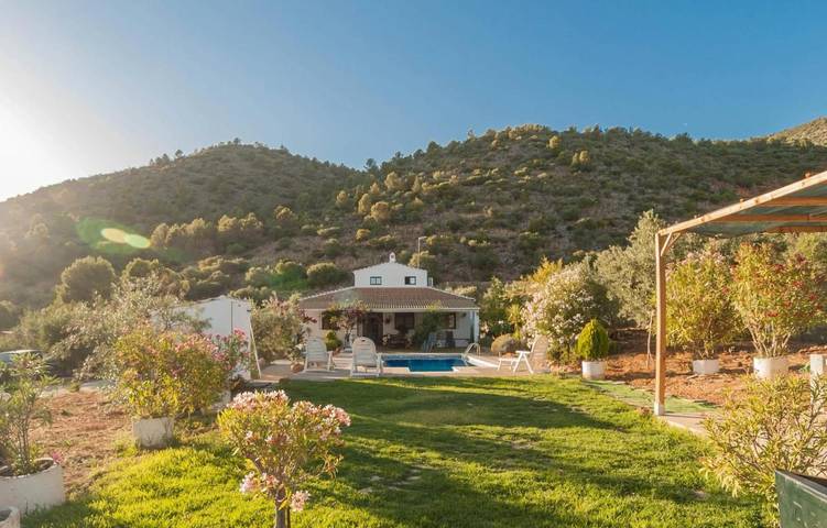 Casa rural para 6 personas, con Terraza además de Jardín y Piscina en Algodonales - 4