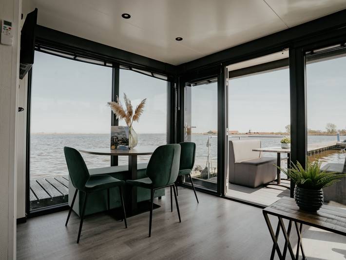 Location de vacances pour 4 personnes, avec vue sur le lac ainsi que jardin et terrasse, animaux acceptés à Uitgeest - 2