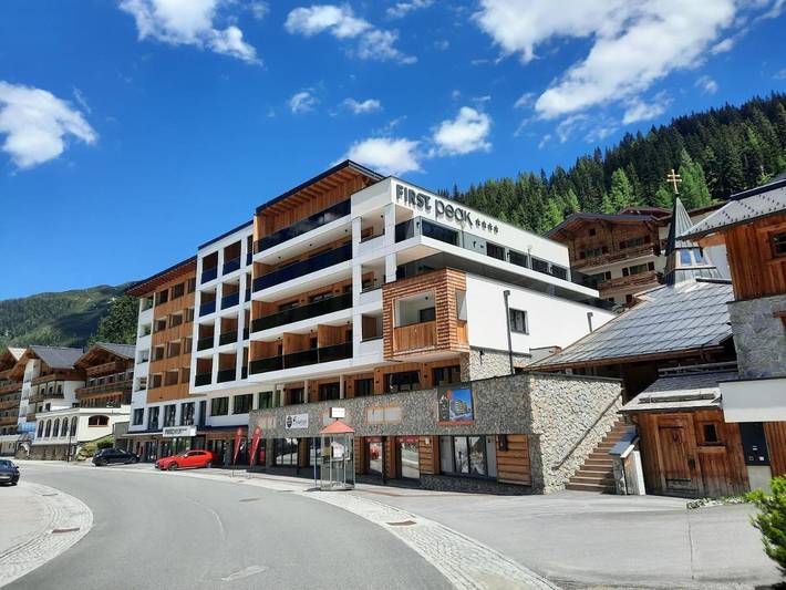 Hotel für 3 Personen, mit Balkon und Terrasse sowie Pool und Sauna am Zauchensee