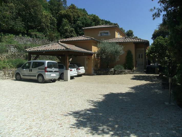 Chambre d’hôte pour 2 personnes, avec jardin dans Parc naturel régional des Monts d'Ardèche - 2