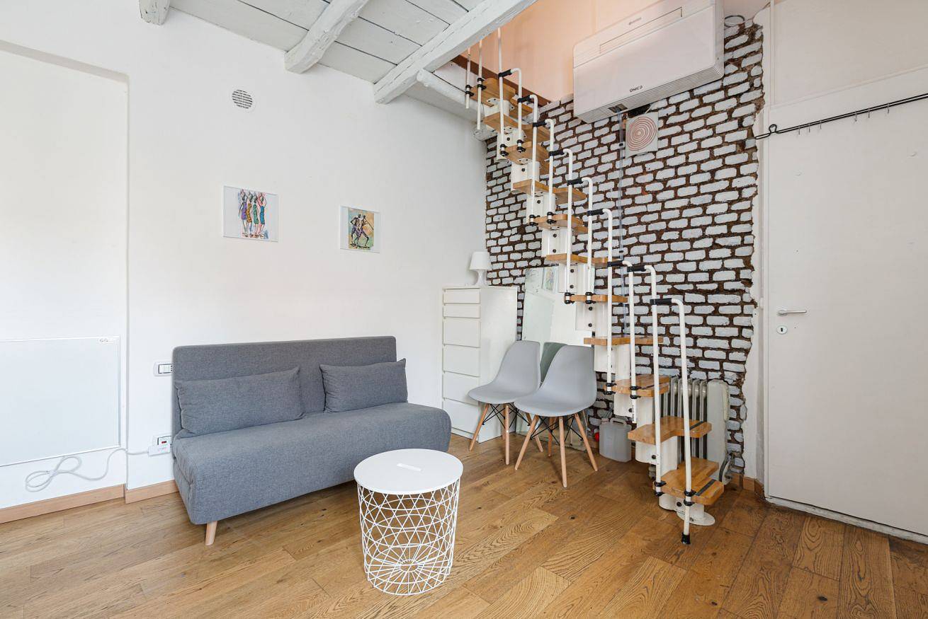 Entire apartment, Studio on 2 levels near Gae Aulenti & Garibaldi! in Milan, Milan Province