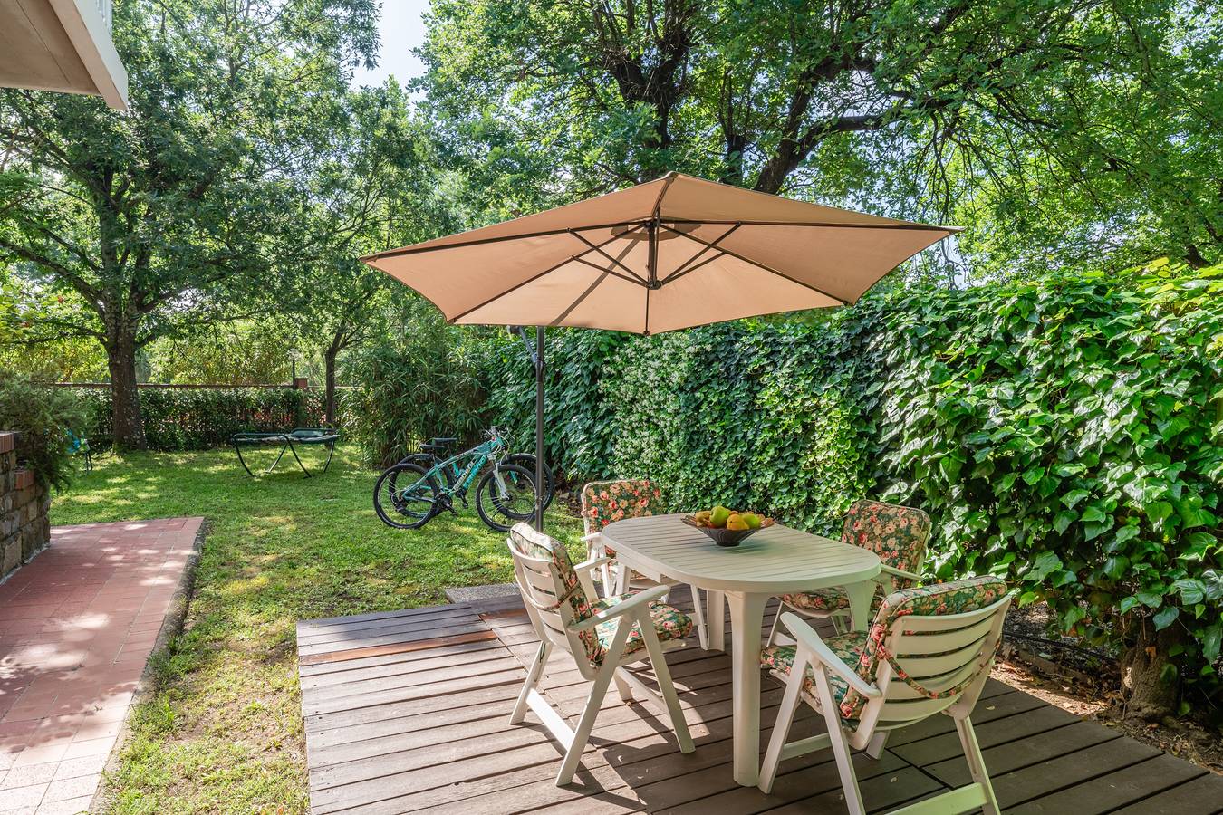 Entire apartment, Apartment 'La Romea Altopascio' with Private Garden, Wi-Fi and Air Conditioning in Altopascio, Lucca Province