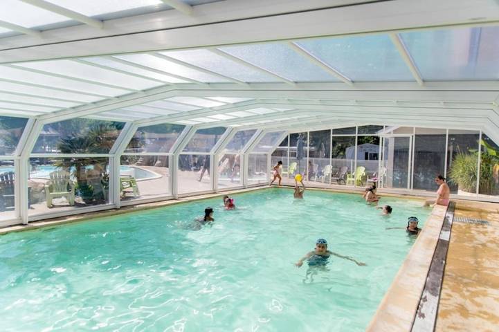 Camping pour 8 personnes, avec bassin pour enfant et jacuzzi à Parentis-en-Born - 2