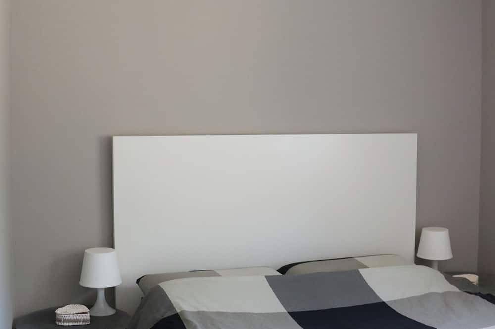 Large & cozy villa with private pool in Canet de Mar on the Mediterranean Sea in Canet de Mar, Costa del Maresme