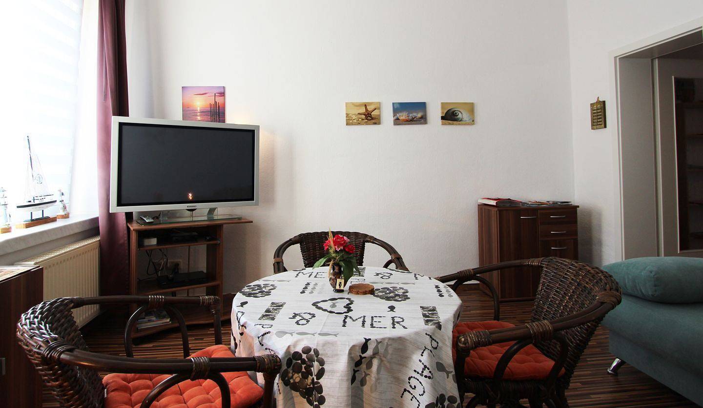 Ganze Wohnung, Familienwohnung mit Terrasse, Garten und umfangreicher Ausstattung in Kröpelin in Kröpelin, Rostock und Umgebung