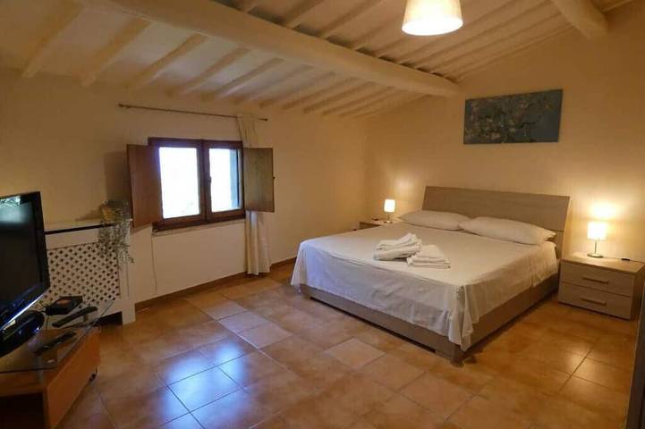 Location de vacances pour 4 personnes, avec jardin ainsi que terrasse et jacuzzi à Lugnano in Teverina - 4