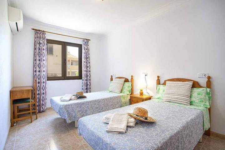 Ganze Wohnung, Clean and practical great apartment on the best beaches in Mallorca in Colònia de Sant Jordi, Ses Salines