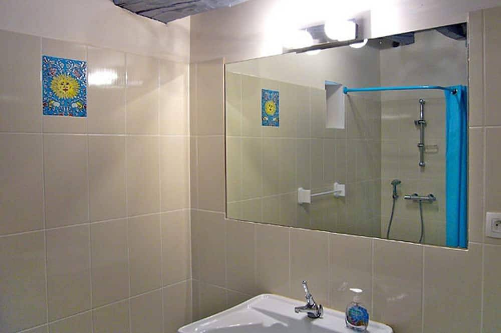 Gîte meublé 5 personnes avec piscine en Bretagne aux portes de Brocéliande in Iffendic, Région de Rennes